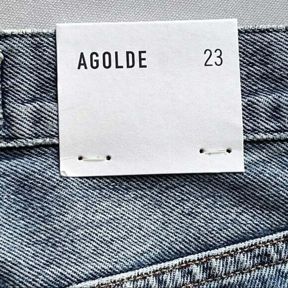 Agolde Carrie Long Shorts Sz 23 High Rise Slim Fit Knee Length Denim in Forfeit